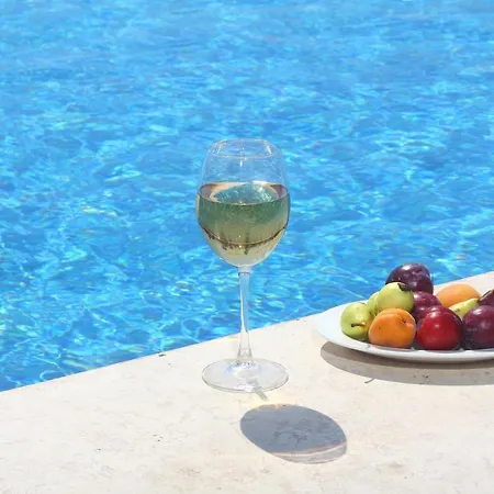 Marina Premium Residences Apartment *