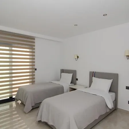 Marina Premium Residences