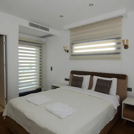 Marina Premium Residences